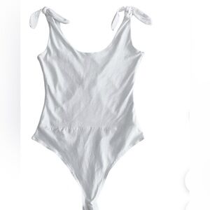 Lulus tie shoulder bodysuit - Size XL